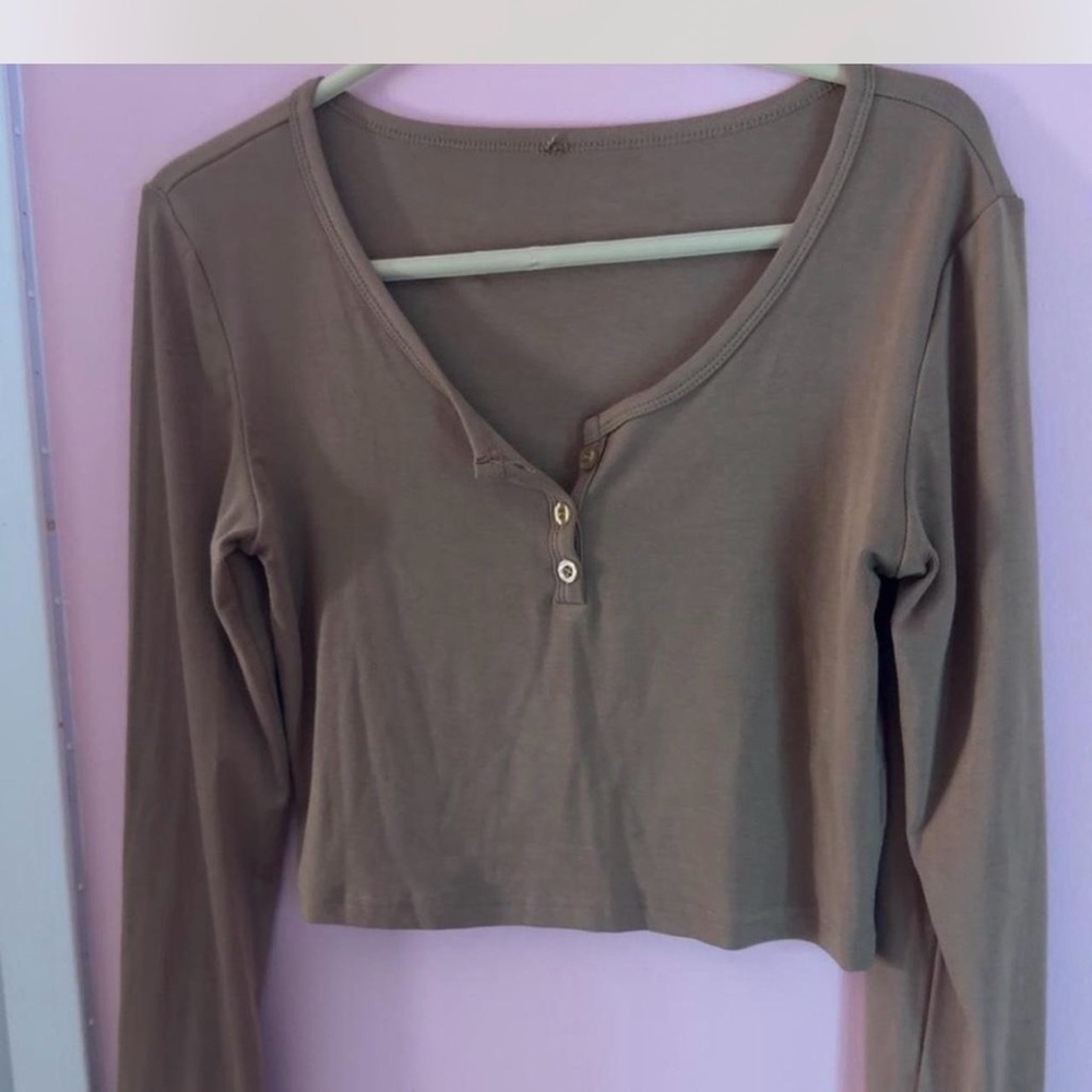 Women's Long Sleeve Henley Top - Brown